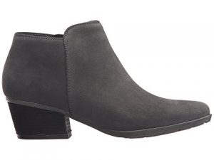 comfortable low boots