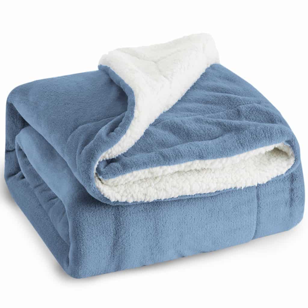 10 of the Best and Most Comfortable Luxury Throw Blankets Comfort Nerd